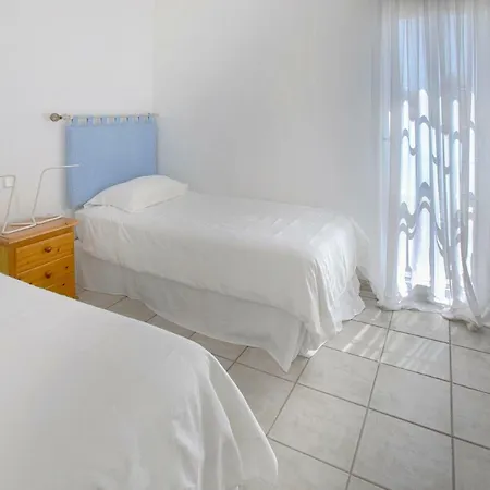 Cabosos 10, Pasito Blanco, Gran Canaria Nyaraló *
